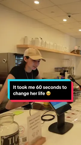 I want her to believe in herself more 🙏 Alexa’s always loved dancing, singing and video games but she never really believed those things could lead anywhere However, she couldn’t ignore how alive it made her feel. I wanted to inspire her to truly believe that she can do this. It’s 100% possible  #simonsquibb #dreams #business 