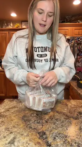 These will definitely be a repurchase 😍 #proteinsnack #snacks #cheesecake #proteincheesecake #tastetest 