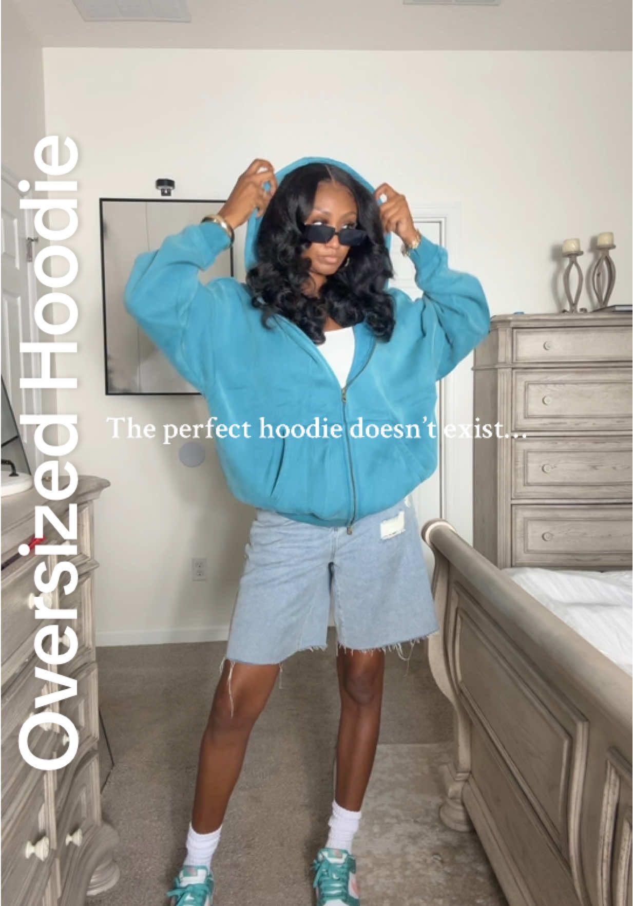 Found the softest, most Perfectly Oversized Hoddie for Fall🍂 #hoodie #oversized #OOTD #falloutfit #bermudashorts 