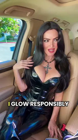 Draculicious Kidnapped me pt 1…. 😜