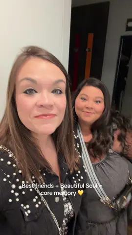 @Jesse McCartney  we cannot wait to meet you!! @michaelablakleywi 