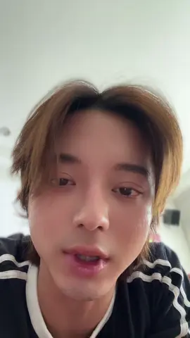 one minute I’m hating myself and then the next I’m hyping myself up and think I’m the shii