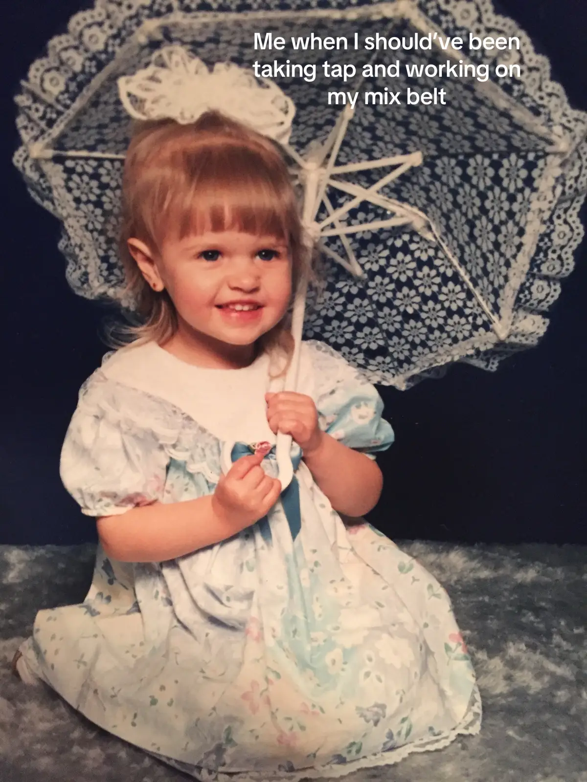 Should’ve been belting Lamest place in the world and tapping to anything goes #regrets #musicaltheatre #mixbelt 