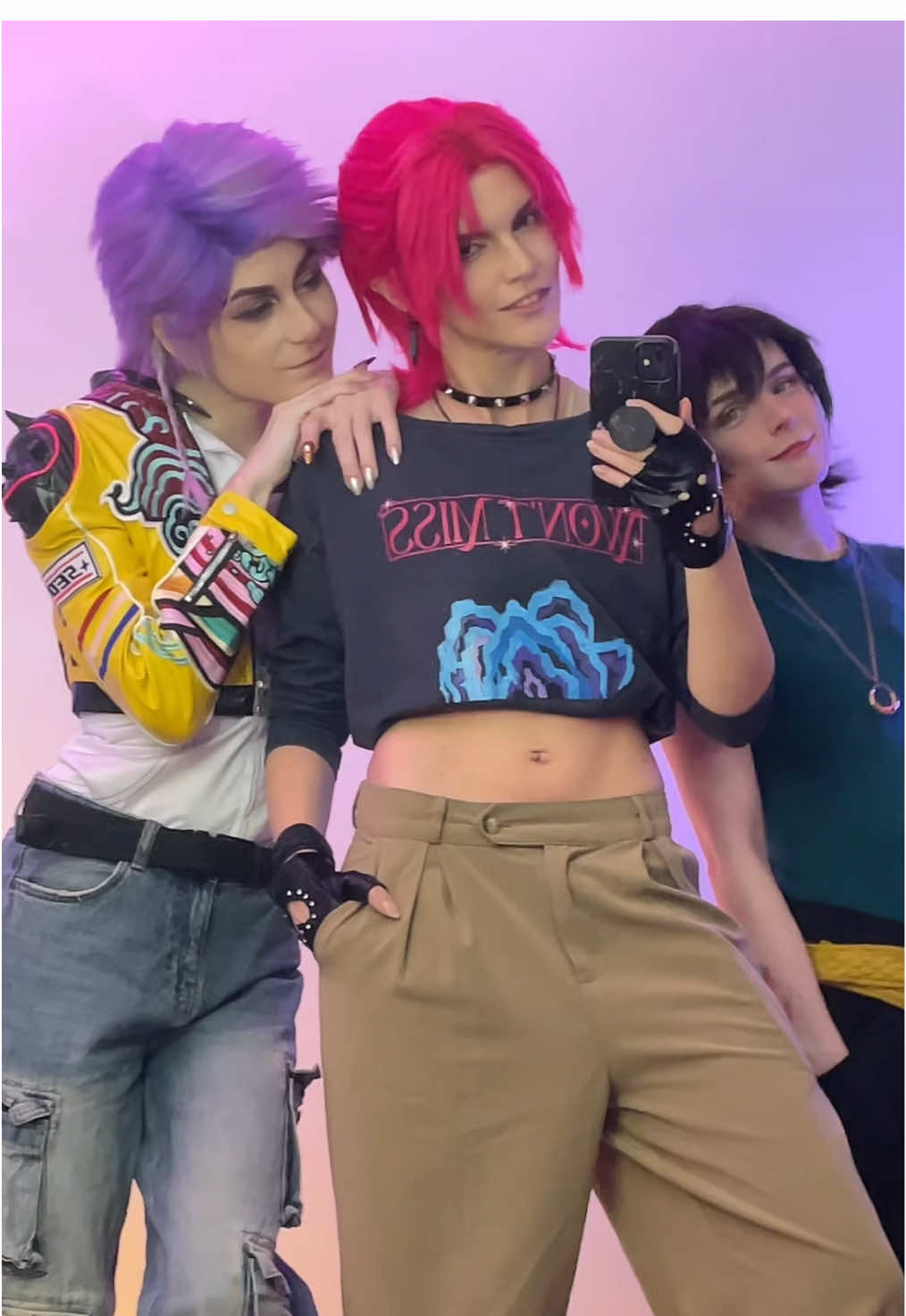 The Huntrix but genderbend version together with @Wynter  as Rumi and @RoseMagpie as Zoey ✨ #huntrix #kpopdemonhunters #genderbendhuntrix 