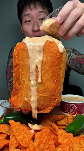 Only way to eat chipotle buruito (ib: @Vince ) #chipotle #burrito #burritos #eating #mukbang 