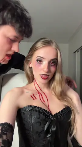 I’m convinced I should dress up like this daily #halloweenmakeup #vampire #halloweentransition #halloweencostume #couplescostume 