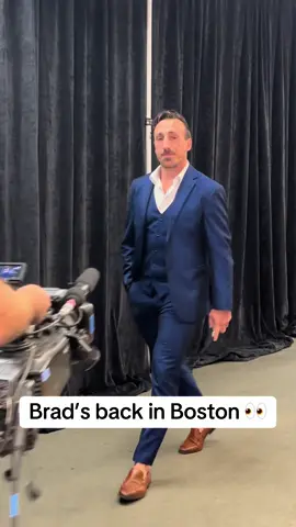 Like he never left 🙌 #NHL #hockey #hockeytiktoks #Bruins #Panthers 