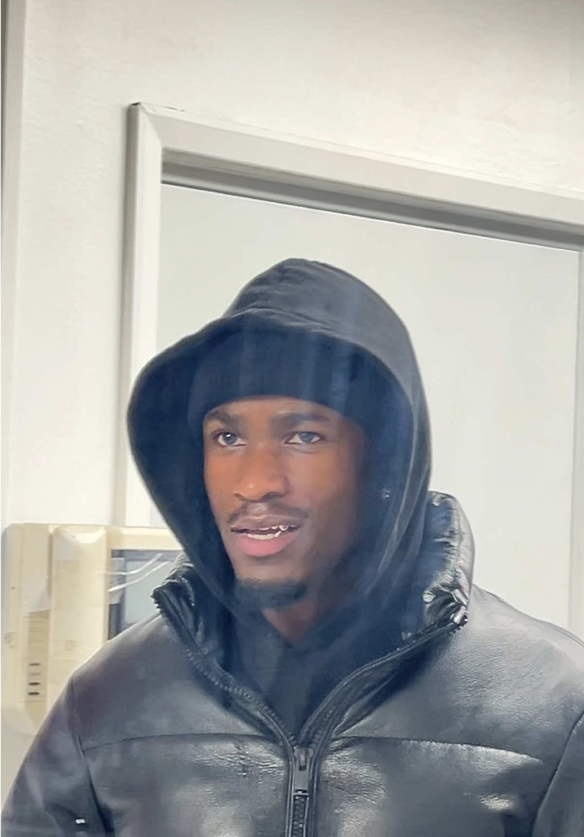 You owe me a ring @13.diamonds💎 @youngboymz 