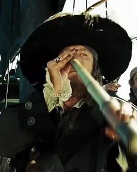 squinting 😆 #piratesofthecaribbean #captainjacksparrow #johnnydepp 