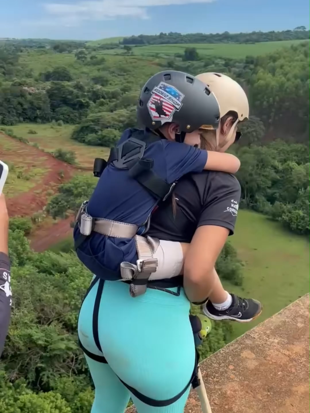 Teria coragem? #ropejumping #aventura #radical #fy #bungeejump