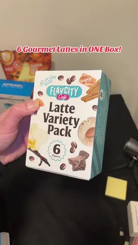 Upgrade your coffee break! 🌟 The FlavCity Café Variety Pack has 6 indulgent latte flavors like Chocolate Chunk Mocha, Salted Caramel, and Cinnamon Dolce. Made with real ingredients for a delicious, instant treat. #coffee #coffeetime #latte #instantcoffee #flavcity 