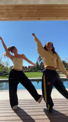 Heheheh I love this dance #dance #dancestolearnwithyourbestfriend #dancer #dances #trend @Ky 