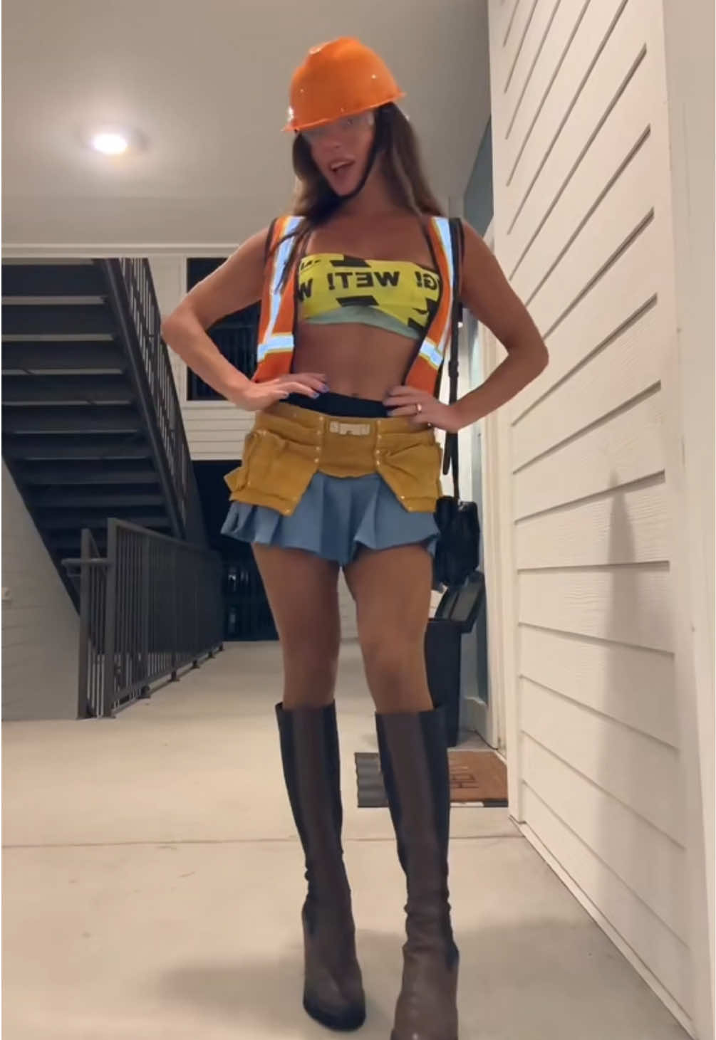 @Dylankevitch STFU! #halloween #halloweencostume #sexy #costume #construction 