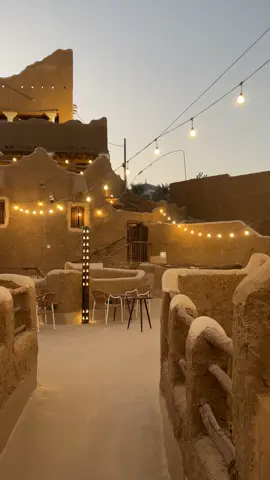 ‏الأذان النجدي من بيت عيسى التراثي بالرياض🕌#بيت_عيسى #نجد_العذية #الرياض #عرقه #fyp 