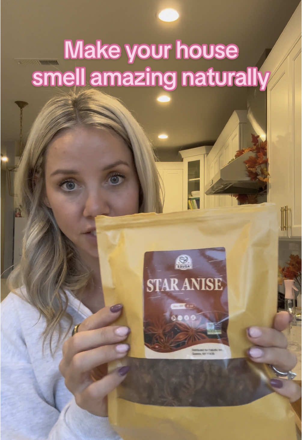 My favorite way to make the house smell amazing naturally + the vibes are immaculate. #scentpot #fallscents #makeyourhousesmellgood 