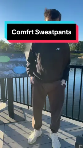 5'9 and wearing a size medium in comfrt sweatpants #comfrt #comfrtsweatpants #sweatpants #tiktokmademebuyit #tiktokshop 