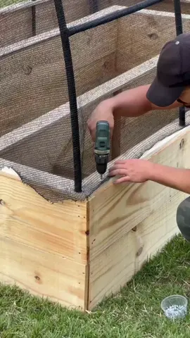 🌿 Construa sua própria horta elevada em 1 dia  |  Build your own raised garden bed  🌱 📘 Manual completo (PDF) — Link na bio