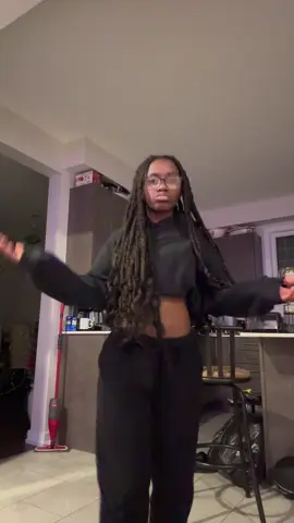 do we fw the fit#fyp #dance #allblackoutfit 