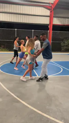 #salsa #parejasgoals #hombresvsmujeres #dancer #paratiiiiiiiiiiiiiiiiiiiiiiiiiiiiiii 