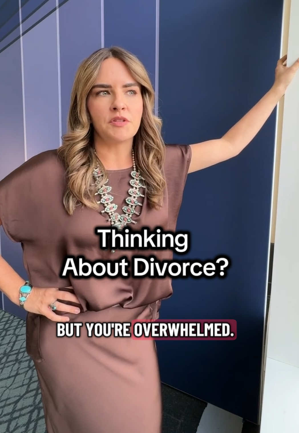 Are you a woman thinking about divorce? You don’t have to do it alone. Comment CIRCLE below to join our free women’s group — real talk, live coaching, and support from women walking the same road. Your peace is the plan. 🤍 #DivorceSupport #DivorceRecovery #WomenInDivorce #MyConfidentLife 