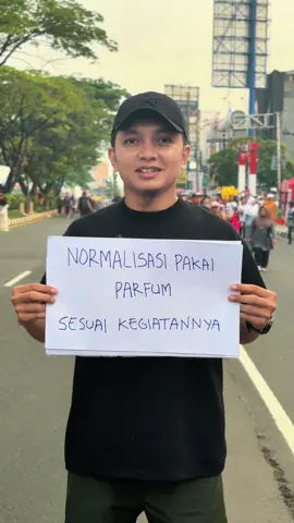 Normalisasi pake parfum fresh siang siang ya, apalagi belakangan panas banget tiap harinya🔥🔥 #papatibobb #parfumviral #parfumtiktok #panaspanaspanas #parfumfres 