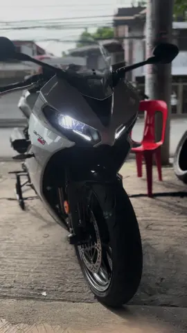 Bagong amo na #cb650r #daytona #triumph #fy #fpy 