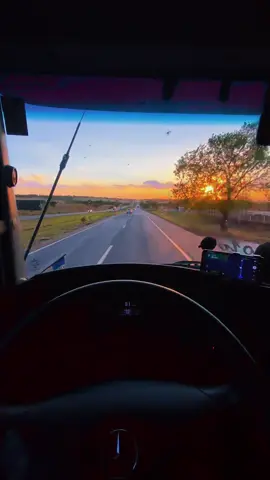 Deus é lindo😍🚛🌤️ #caminhoneiro #vidadechofer #choferdecaminhão #caminhoneirosdobrasil #matogrosso 