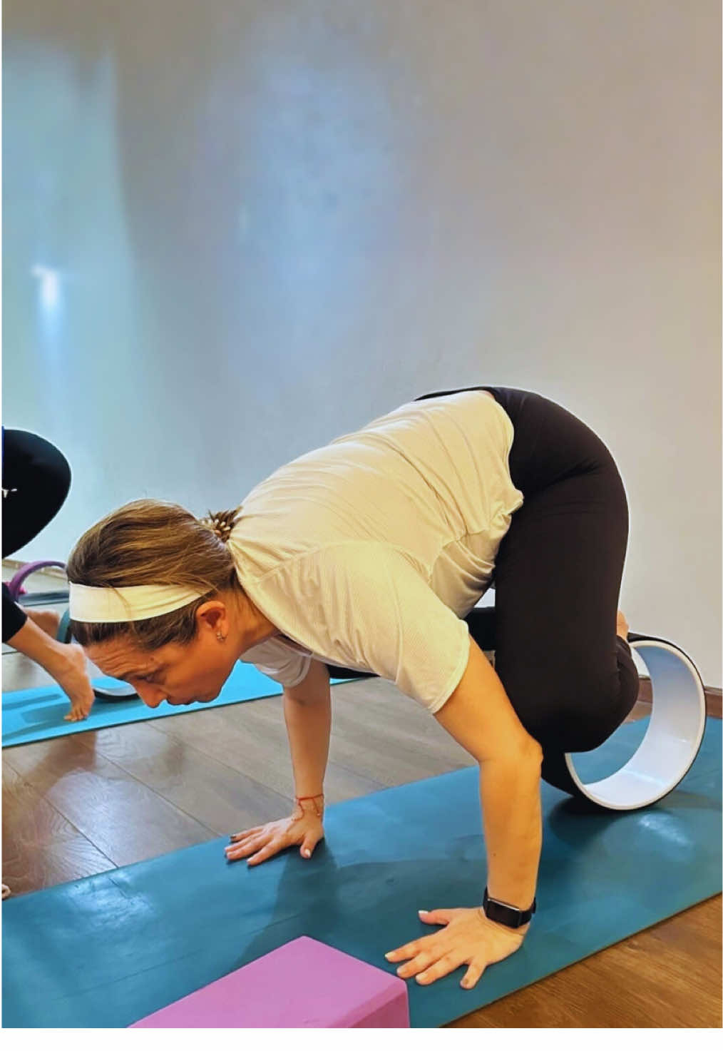 Yoga no son solo posturas 🙏🏻🧘‍♀️🧘 Gracias por compartir con nosotros tu experiencia  @krlavra #yoga #myyogajourney #alumnosqueinspiran #yogamerida