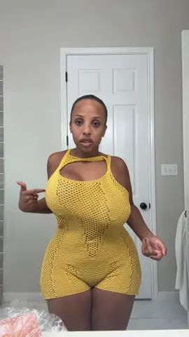 This is for the baddies thank u! I wear a medium and I’m a 36ddd 🍒 #tiktokshopfinds 