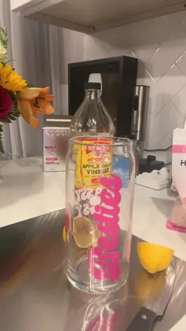 The Himalayan pink salt trick takes just two minutes a day and can change your life! Gut Health improvement! You’ll see the difference in just a few days!  #AppleCiderVinegar #HimalayanPinkSaltTrick #ACV #Wellness #GutHealth