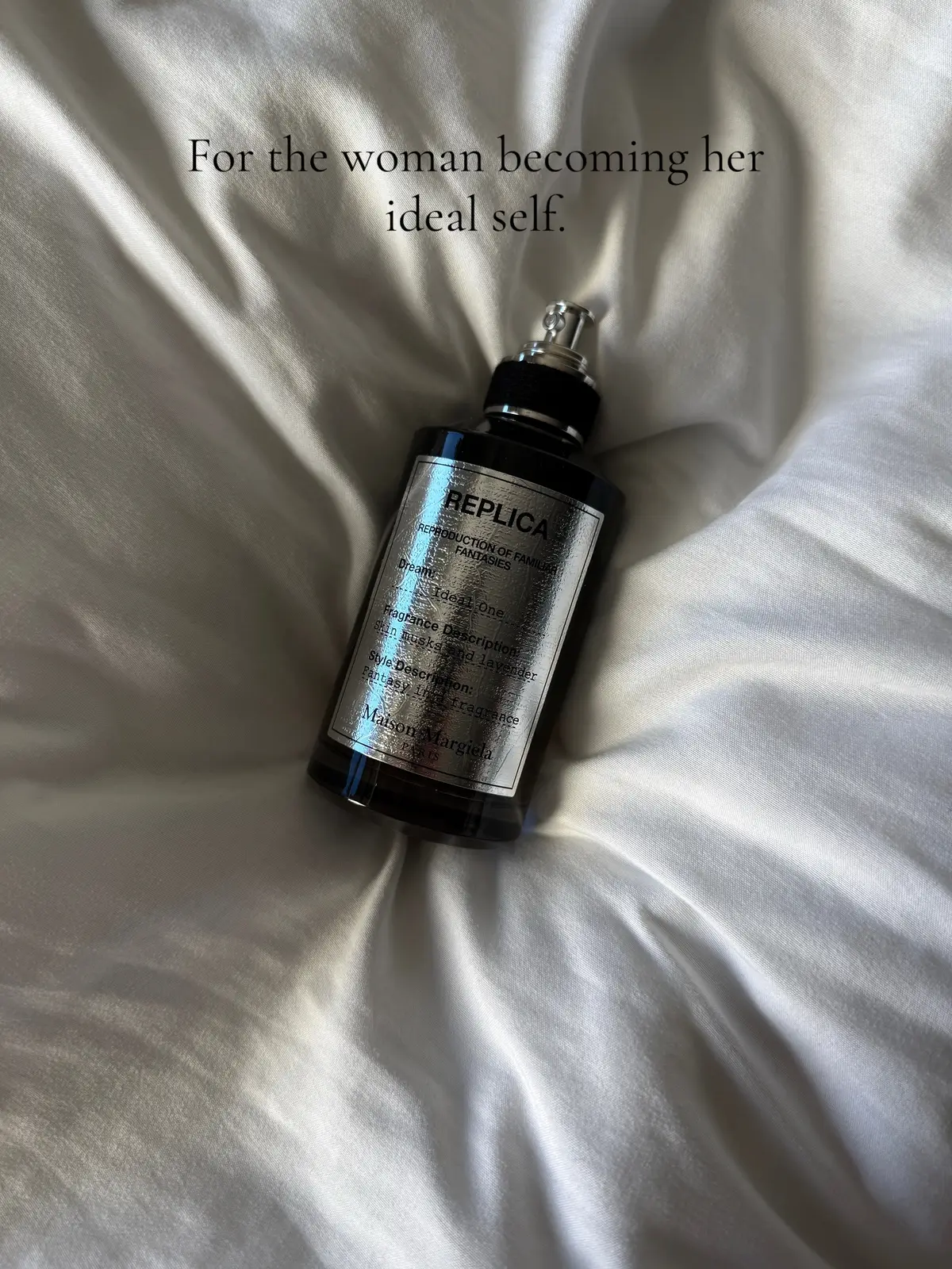 @maisonmargielafragrances  Ideal One It opens with soft white florals that feel fresh and radiant  like clean skin and quiet mornings. As it settles, the creamy musk and warm woods wrap around you, leaving a trail that’s subtle yet unforgettable. It’s the kind of scent that doesn’t try too hard  it simply becomes a part of you. #giftedbymargielafragrances #REPLICAIdealOne 