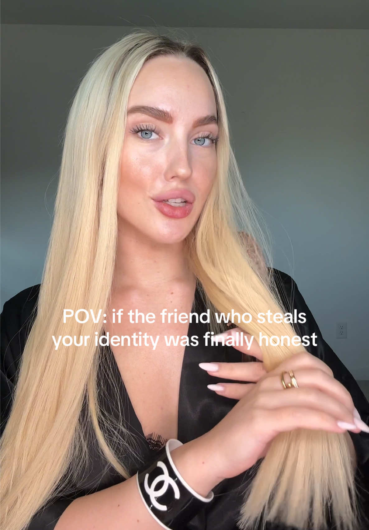 if the friend who steals your identity were actually honest with you 😅  #envy #jealousy #girltalk #friendships 