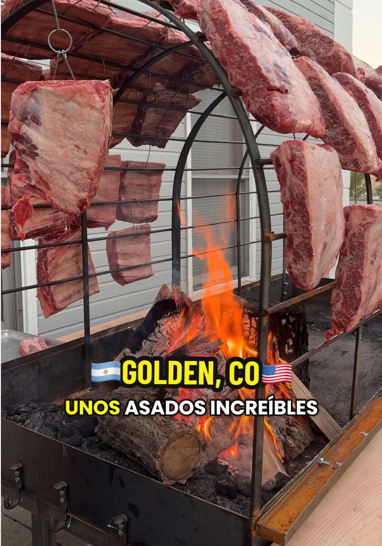 🇦🇷Vení a San Telmo Market 📍Golden Colorado, para sumergirte en la cultura Argentina de una manera única. En diciembre comenzaremos con nuestros asados nocturnos 🌙 que no te los puedes perder. Para más información, déjanos tu Mail por MD 🫶 #asadoargentino #argentinosenusa #comidaargentina #argentina #culturaargentina 