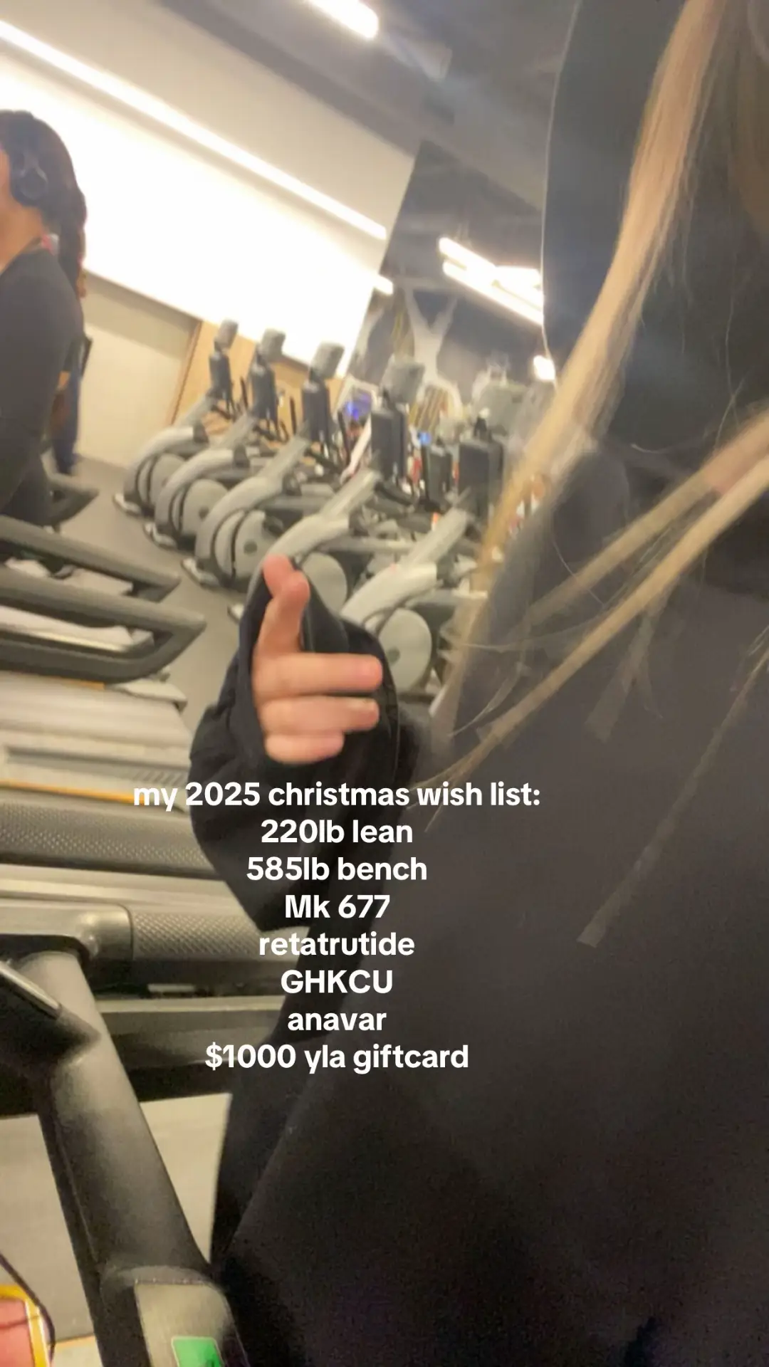 pretty please santa 🥹 #bodybuilding #peptide #sciencebased #im18tiktok #GymTok 