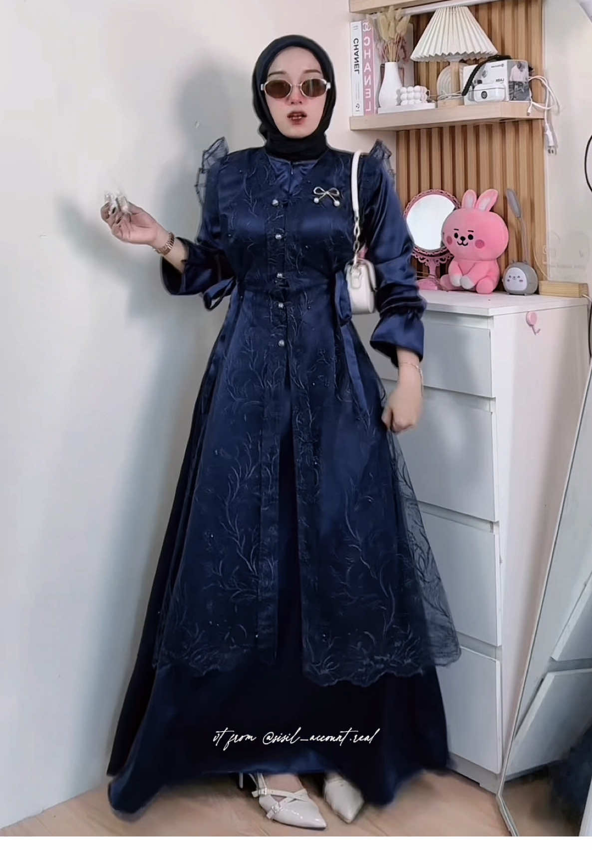🛒Lengkap with bros pita 10k +  Jasmine dress warna navy🤍🤏🏻 note bbtb 48kg/153cm  #brosdada #brospita #dress #dresskondangan #dressnavy 