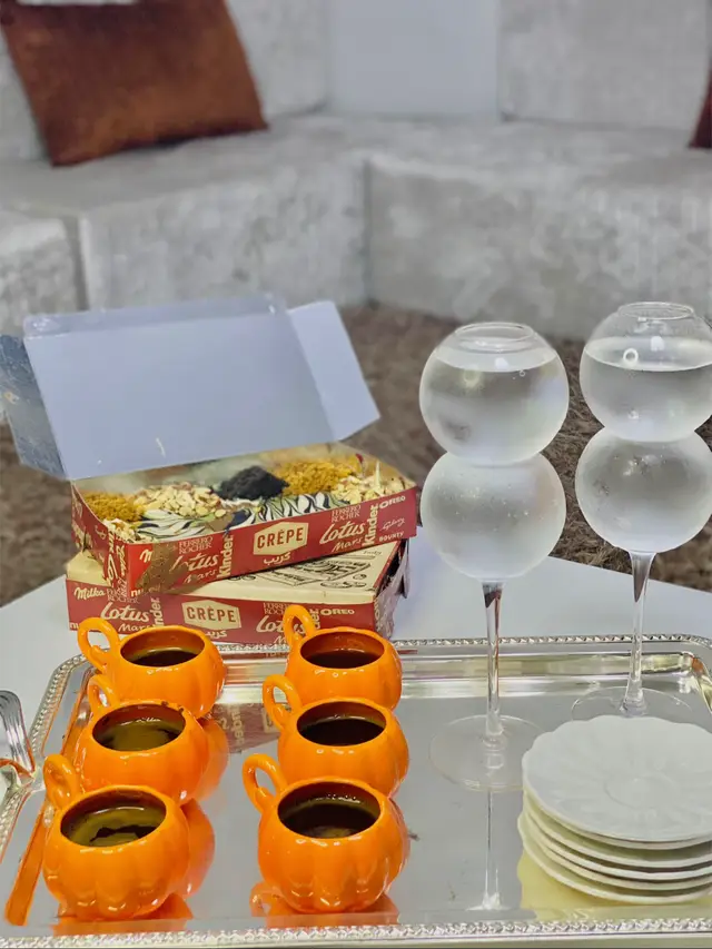 ‏الخوات  ظل ، وعساني ما أفقد ظليّ 🧡🥹.