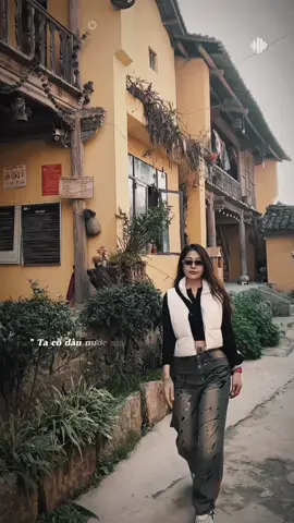 Ta cố dấu nước mắt để qua mặt duyên phận…#😌🖤 #tamtrang #thuthuy #xuhuongtiktok2025❤️🌈✔️ #CapCut 