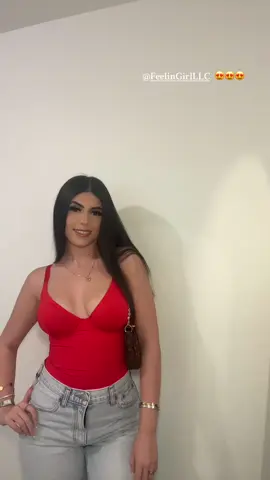 I got a S! fits true to size 🤍 @FeelinGirl LLC  #feelingirlshapewear #feelingirl #tiktokshop #fy 