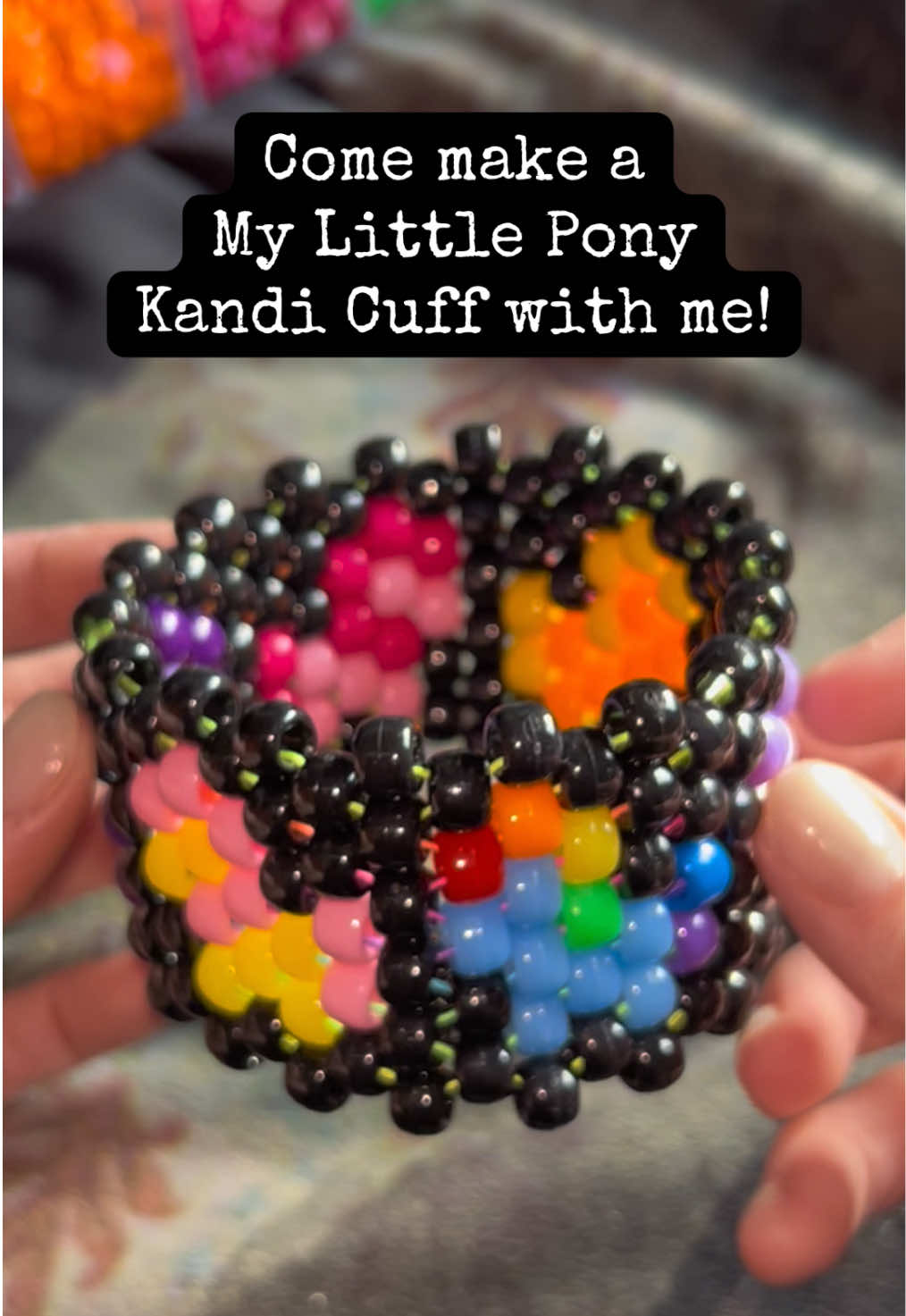 KANDI CONTENT RAHH I LOVE MLP (so sorry it’s been so long) #kandi #mlp #mylittlepony #kandicuff #craft