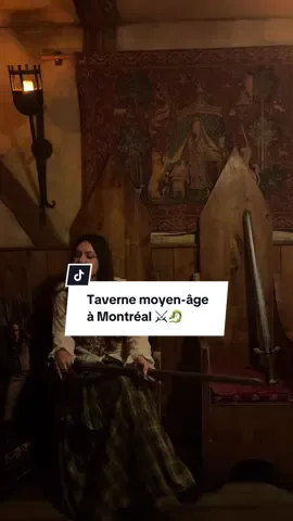 en salle le 24 octobre ⚔️ (non je perds pas une occaz de me déguiser)  @Sphère Films Québec #kaamelott #mtl 📍 Auberge du Dragon Rouge @Alistair Aubergiste 