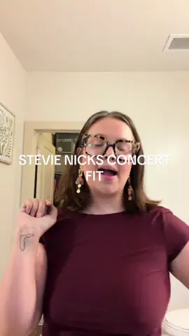 Stevie nicks!!!! #stevienicks #charlotte #concert #stevienicksoutfit 