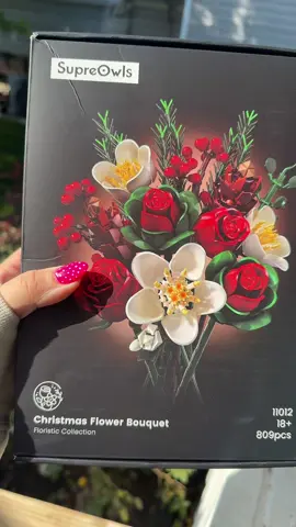 @SupreOwls yall ate down with this flower puzzle!!! I love it and @Baylee Turner loved it too. I can't wait til she sends me the completed project #flower #keepsake #puzzle #flowerarrangement #hobbies 