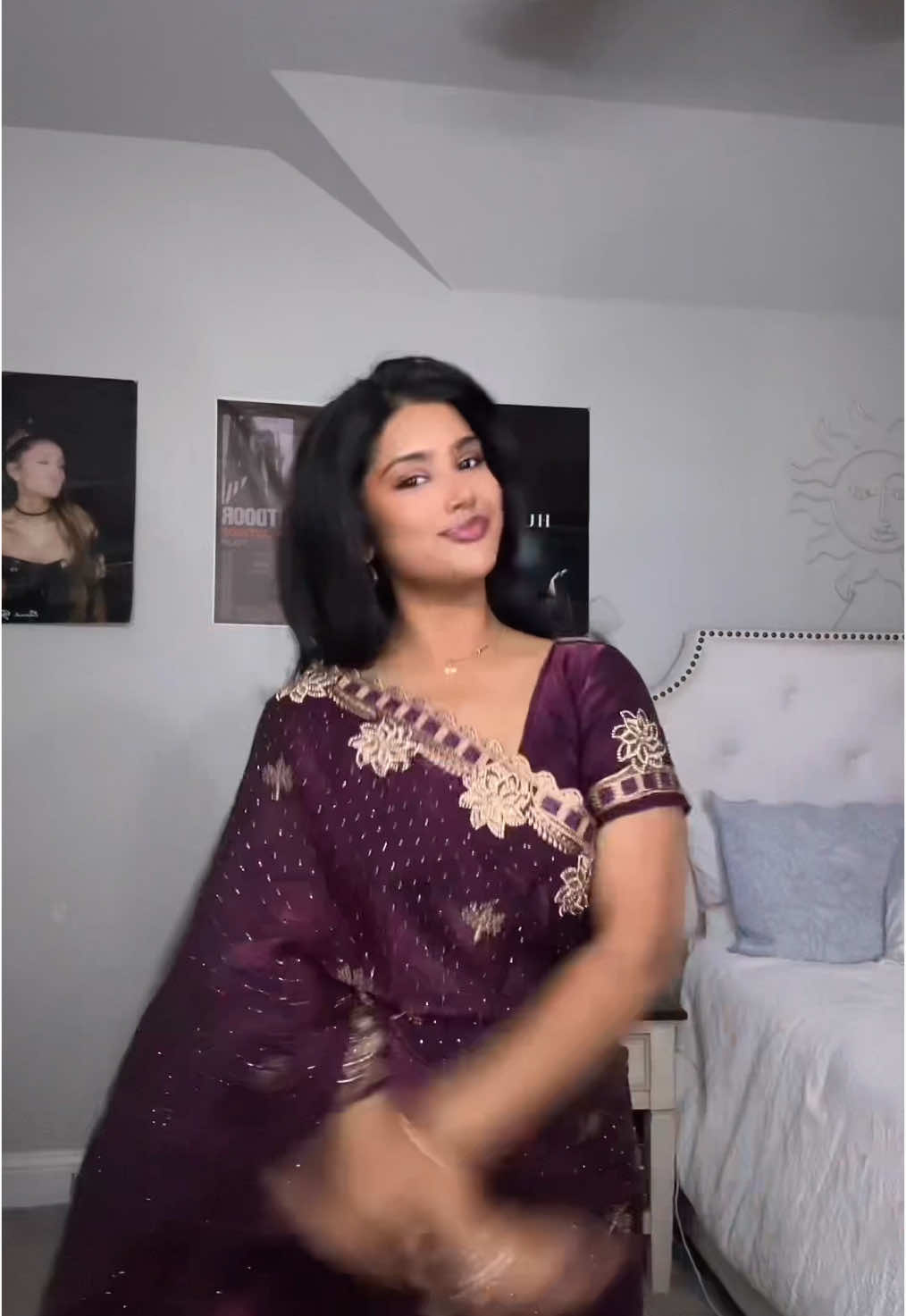 annual diwali saree post🫶🏽 happy diwali to all you cool people🪔  #Diwali #saree #fyp #tumtum #desi #tamil #dance #browngirl #tamilsong #tamilgirl #transition 