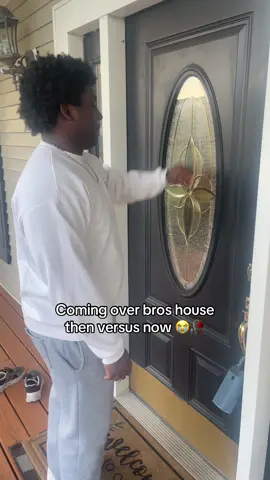 Good times 😂 @mattymoellz #relatable #bro #pizza 