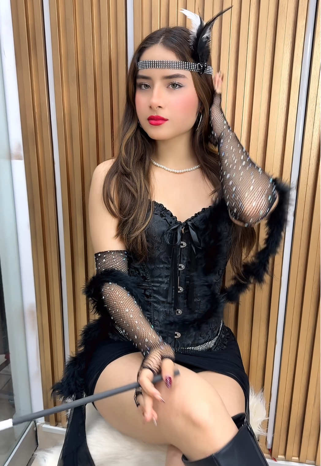 Gatsby night 🖤🍾 #fyp #halloweenmakeup #halloweencostume #greatgatsby #1920s @𝒜 ༉‧₊˚✧ 