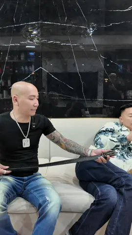 Mua về có khi đeo cả đời không hỏng #phule #daylungcasau #vida 