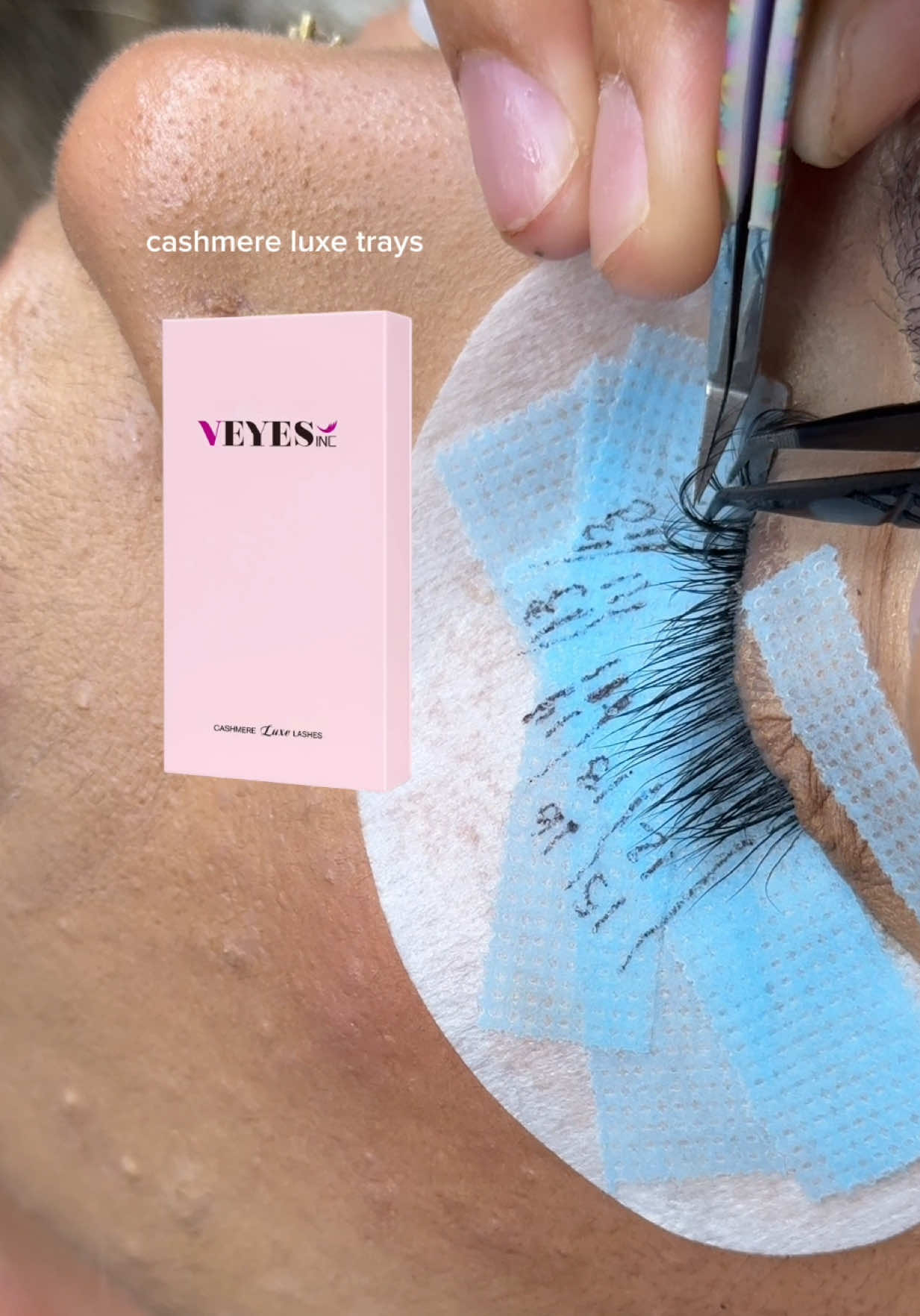 using my fav @veyelash cashmere luxe trays for this look! Use LBYM10 💘 #fypシ #lashtech #lashartist #tutorials #lashes 