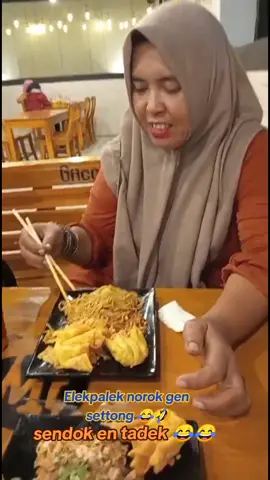 Dibolak-balik , diputar putar., akhirnya mienya ngikut satu 😂🤣🤣 #GacoanSampang