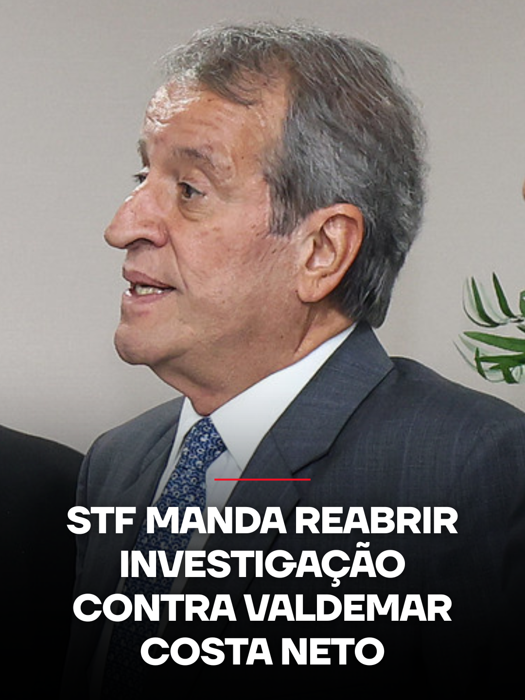 A Primeira Turma do Supremo Tribunal Federal (STF) decidiu, nesta terça-feira (21), retomar a investigação contra Valdemar Costa Neto, presidente nacional do Partido Liberal (PL), por suposta tentativa de abolição violenta do Estado Democrático de Direito e organização criminosa.  A reabertura do caso se deu após o julgamento de Carlos César Moretzsohn Rocha, do Instituto Voto Legal, condenado por produzir relatórios que questionavam, sem provas, a segurança das urnas eletrônicas nas eleições de 2022. Saiba mais na reportagem de Janaína Camelo. ▶️ Assista ao #JornalJovemPan na íntegra no canal da Jovem Pan News no YouTube 📺 Confira na JP News e Panflix 📌 Siga o nosso perfil @jovempannews #Brasil #JovemPanNews #Política #STF #ValdemarCostaNeto