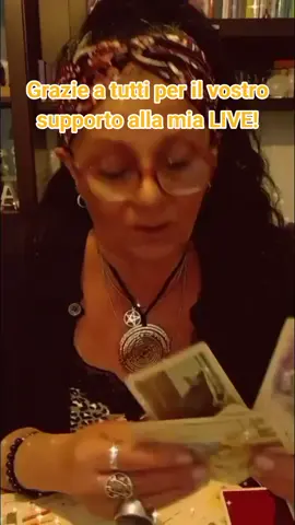 Non posso ringraziarvi abbastanza! Insieme, possiamo rendere questo viaggio ancora più speciale! @Angela Di Rocco @Raffaela @✩▂▁𝐌𝐚𝐫𝐢𝐧𝐨▁▂✩ #tiktoklive #livehighlights #livegift #autumnleaves #rosebear 